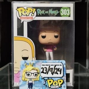 FUNKO POP! Vinyl Figure Animation RARE Rick and Morty #303 Summer [VAULTED] - Picture 1 of 7