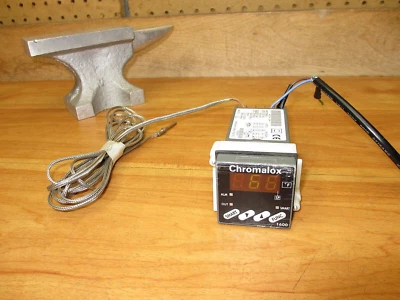 Controlador de temperatura Chromalox 1601-11030 *ENCENDIDO USADO* Foto 1 de 4