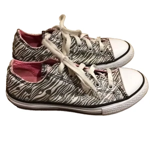 Converse Zebra Print Low Tops Sneakers Shoes Size Youth 2 Shimmer Animal Print - Picture 1 of 12