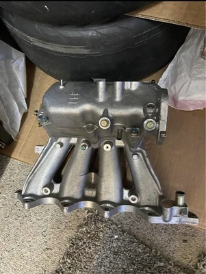 Colector de admisión Acura Integra GSR 1994-2001 P72 B18c1 Foto 1 de 3