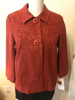 Women's Requirements Two Button Jacket, Split Pleat, S, New With Tags 3/4 S;eeve - Image 1 of 4