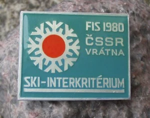 Distintivo Spilla Sci FIS Vratna 1980 Qualificazione Sci Ceca Competizione Giri - Foto 1 di 2