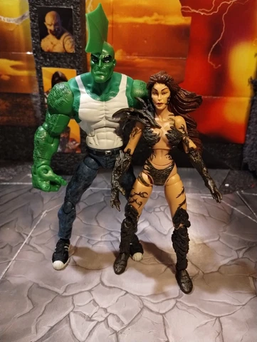 Savage Dragon And Witchblade Figures Cover