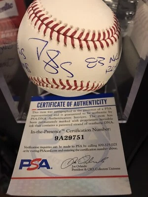 Darryl Strawberry (NY Mets) Signed 1986 World Series Baseball . Inscriptions - Image 1 of 4