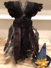 Robe et chapeau de sorcière miniature maison de poupée 1:12