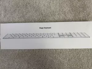 Apple Magic Keyboard full size with Numeric Keypad - Picture 1 of 5