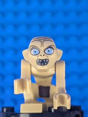 Lego The Hobbit and The Lord of the Rings: Gollum - Wide Eyes lor005 Set 9470 - Image 1 of 4