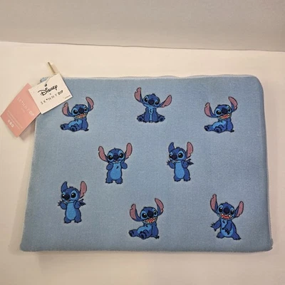 Funda protectora acolchada con cremallera Skinnydip Lilo and Stitch 15" para portátil Foto 1 de 4
