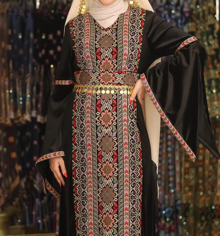 Palästinensisches besticktes Samt Thobe Kleid | traditionelle Abaya | S-XXL - Bild 1 von 3