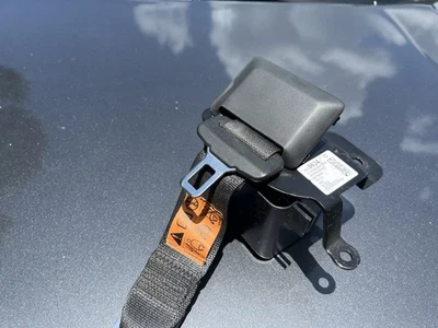 2014-2019 CADILLAC CTS REAR CENTER 2ND SECOND ROW SEAT BELT SEATBELT BLACK - Image 1 of 3