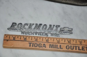 VTG ROCKMONT CHEVROLET (PRE OURISMAN) ROCKVILLE MD CAR DEALER NAME EMBLEM BADGE - Bild 1 von 2