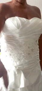 Ivory Weddings Dress - Picture 1 of 6