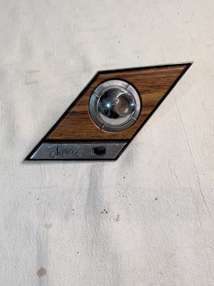 Luz interior Cadillac Seville 1980-1985 Opera Dome luz vela Foto 1 de 4