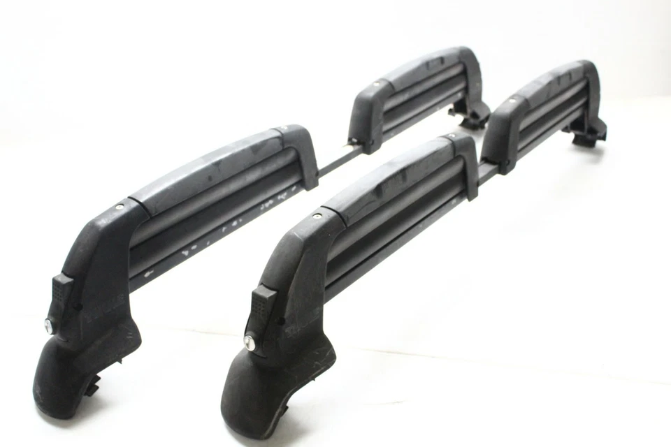 Barras transversales Subaru Outback XT 2006 Wagon Thule de techo P5868 Foto 1 de 4