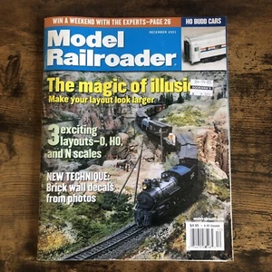 Model Railroader Magazine DECEMBER 2001 - Picture 1 of 3