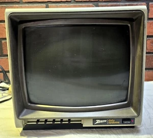 Zenith Data Systems Monitor ZVM-123-A (Power button turns on Read Description) - Picture 1 of 8