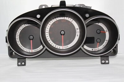 Cuadro de instrumentos velocímetro indicadores de panel Mazda 3 2007 2008 con 104.207 millas Foto 1 de 4