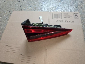2017 - 2019 INFINITI QX30 RIGHT/ PASSENGER SIDE INNER TAILLIGHT TAILLAMP OEM - Picture 1 of 9