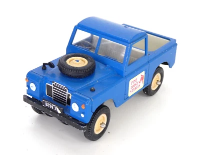 Britains Land Rover SWB 1:32 Toy Car Vintage 1975 Collectible - Image 1 of 4