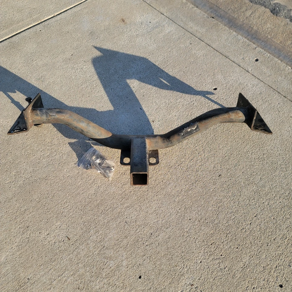 Engate de reboque Volvo 240 original 2" completo com ferragens 242 244 245 260 - Imagem 1 de 4