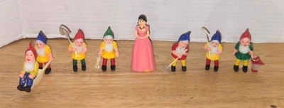 Figuras de plástico Blancanieves y los siete enanitos de colección Blancanieves Foto 1 de 4