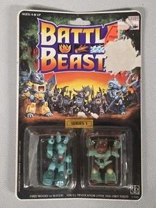 Battle Beasts Series 1 Hare Razing Rabbit, Danger Dog SEALED 1987 MOC MOSC - Bild 1 von 8