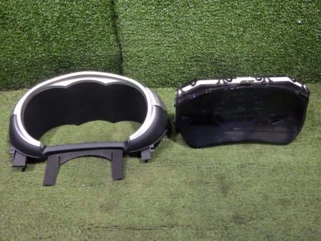 NISSAN Elgrand 2010 DBA-TE52 Speedometer [Used] [PA96105833] - image 1 of 4