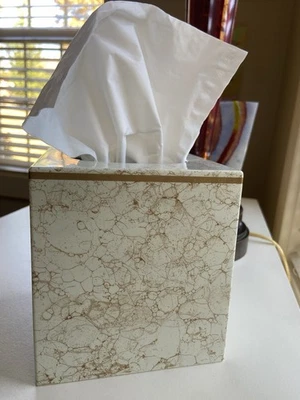 SPRINGS Hard Plastic Whte Gold Faux Marble Square Tissue Box Cover Holder NICE - Image 1 of 4