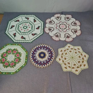 Tapetes vintage con cuentas de vidrio x5 tapetes florales hechos a mano para pájaros - Imagen 1 de 13