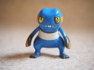 Croagunk Pokemon Moncolle PVC Figure Tomy Japan Monster Collection Gureggru - Picture 1 of 5