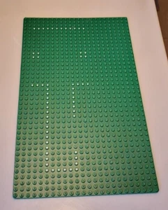 LEGO VINTAGE PLACA BASE VERDE PATRÓN DE PUNTOS 24X40 de Juegos 370/585 - Imagen 1 de 2