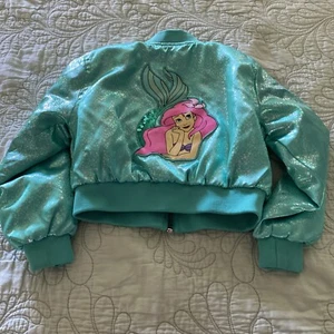  Disney Ariel Jacket, Girls Size 4, Adorable 🥰 . Shell Pockets.  - Picture 1 of 6