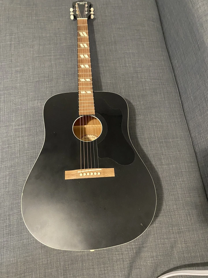 Guitarra acústica Foto 1 de 1