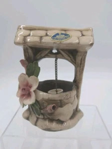 Capodimonte Wishing Well w Flowers ORIGINAL STICKER Made in Italy Vintage - Picture 1 of 3
