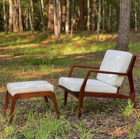 Mid Century Lounge Chair And Ottoman By Lawrence Peabody For Selig Cover