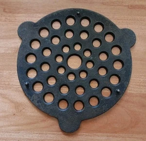 Vintage Cast Iron Wagner Ware Trivet 8" Round For Dutch Oven / Skillet - Picture 1 of 3