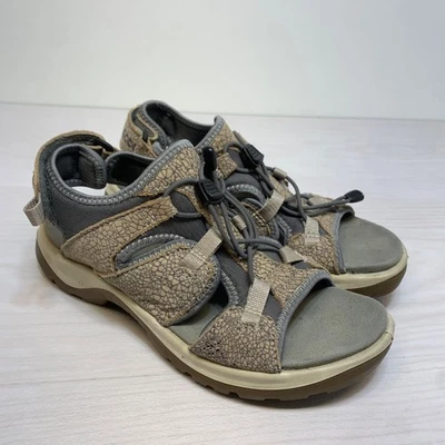 Sandalia deportiva ECCO para mujer Yucatán, talla 37 EE. UU. 6 flor de hielo/cacao marrón palanca Foto 1 de 4