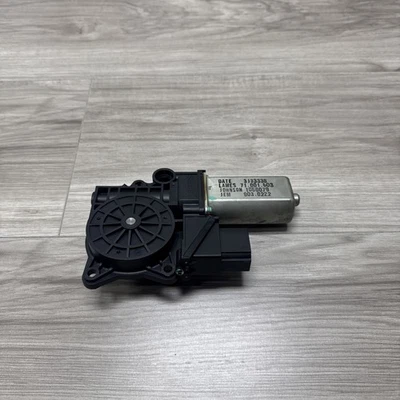 2009-2011 BMW 3 Series E90 328i 335i - Rear Right Window Motor 6927026 - Image 1 of 4