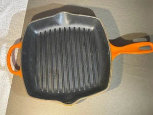 Le Creuset Cast Iron Enamel Flame Orange 26cm 10.25” Square Skillet Grill (1014) - Picture 1 of 4