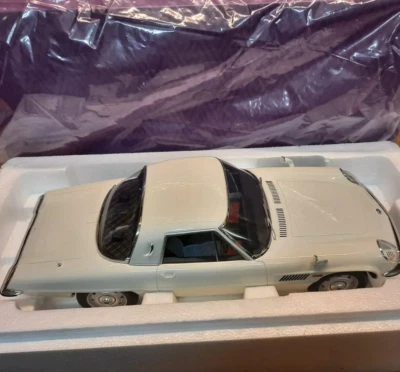 Kyosho KSR12004W Mazda Cosmo Sport model road car Resin White 1967 1:12th - Image 1 of 4