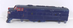 HO / UNBRANDED / DIESEL LOCOMOTIVE / SHELL / PARTS - Picture 1 of 5