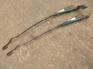 T3 Windscreen Wiper Arm LHD VW T25 251955409 OE PAIR - Picture 1 of 7