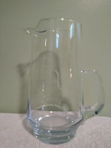 Jarra con labios de vidrio transparente H vintage de 9,75" casa princesa - Imagen 1 de 5