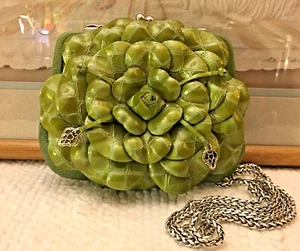 Brighton Umhängetasche/Portemonnaie aus echtem lindgrünem Leder + versilbert hartw. - Bild 1 von 9