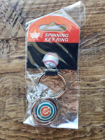 Chicago Cubs MLB Spinning Key Ring Keychain New Cover