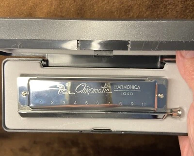 Swan Chromatic 1040 Harmonica With Hard Carry Case 10 Hole - Image 1 of 4