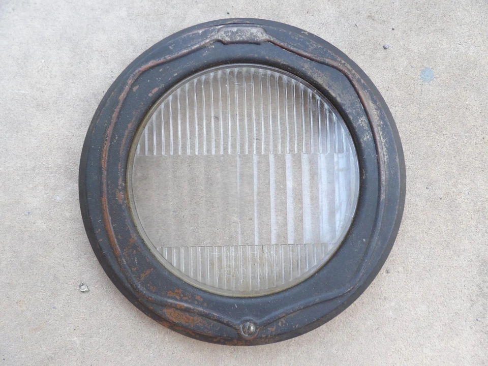 Antique 1926-27 Oakland Rim-Glass Tilt Ray Guide Flat Lens 10" Copper Bezel - Image 1 of 4