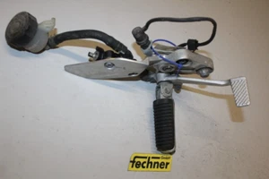 Pedal de freno Yamaha FZS Fazer 1000 105kW 2006 con reposapiés derecho y cilindro de freno - Imagen 1 de 3