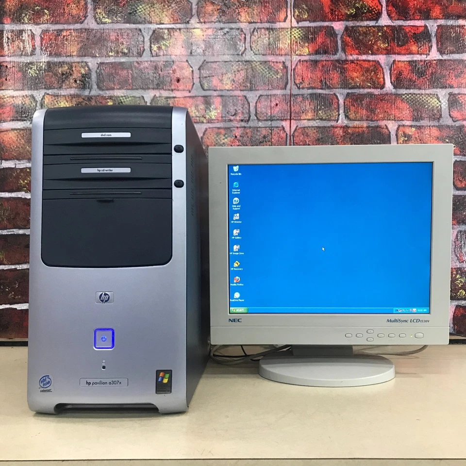 HP Pavilion a307x PC for Retro Gaming Celeron 2.60GHz 512MB RAM (Windows XP) - Image 1 of 4