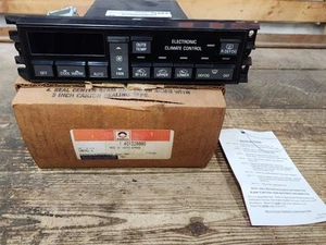 NOS OEM 1989-1992 OLDSMOBILE TORONADO AUTO CLIMATE CONTROL HEATER A/C 1228880 - Picture 1 of 18
